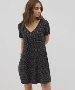 Virginwear.shop01598066b0 1